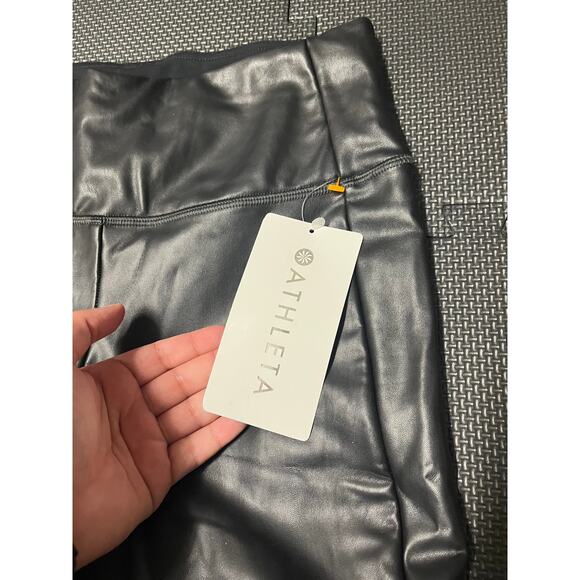 New Athleta All Over Glean Tight Black Leggings #356179 Size XS - Picture 3 of 7